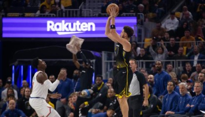 开云下载-库里仅得24分也能率队赢球？勇士终于等到汤神回暖