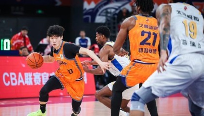 开云体育-上次是姚明时代！23连胜收官CBA常规赛，上海久事男篮剑指总冠军？